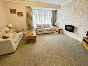 Lounge- click for photo gallery